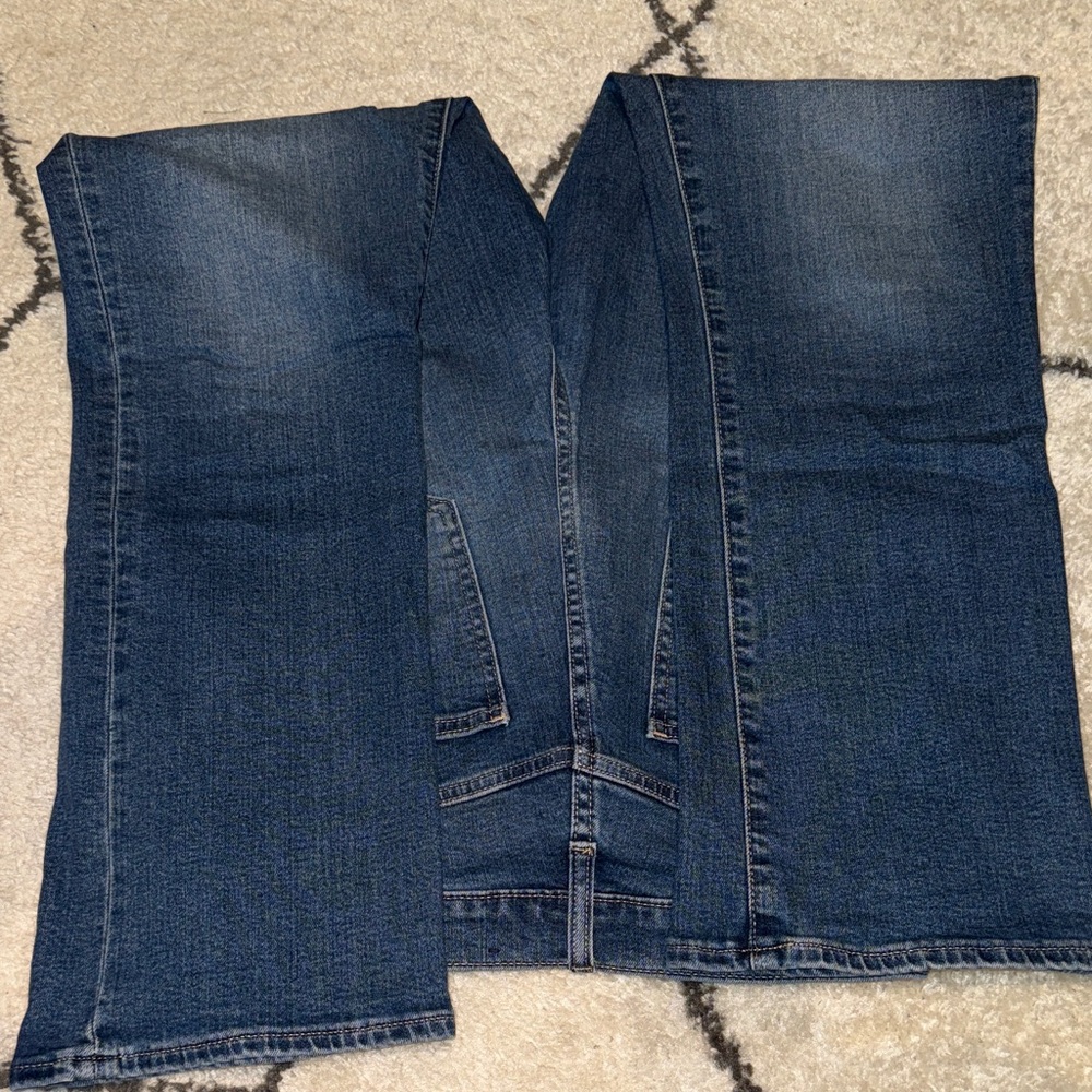 GAP tall Classic Blue Women's Jeans - Picture 3 of 3